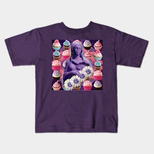 daisied flowern cupcake queen Kids T-Shirt